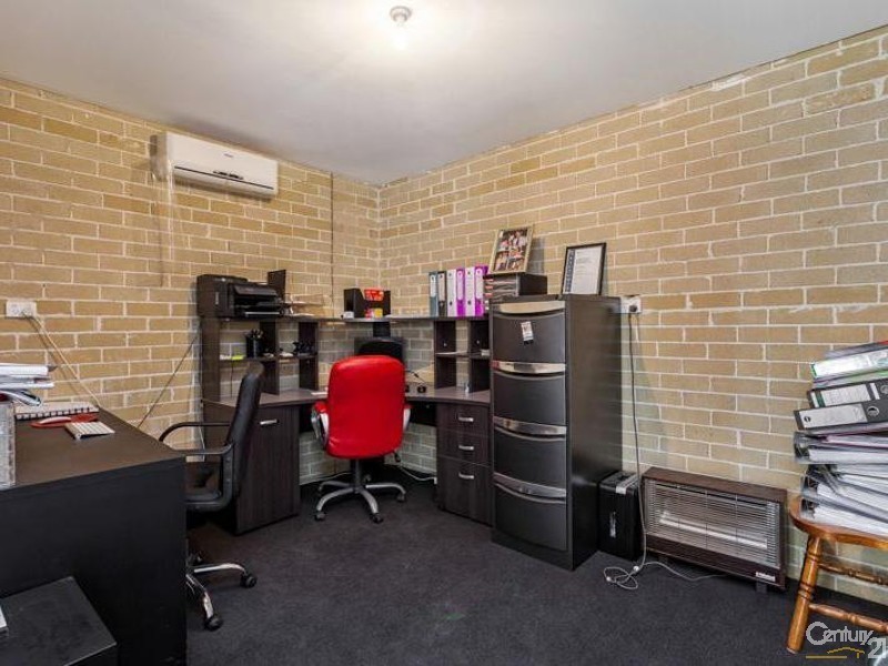 12 Kaye Crescent, Laverton VIC 3028