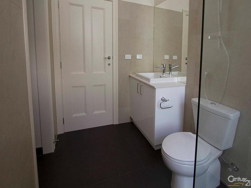 24 SCHILD STREET, Yarraville VIC 3013