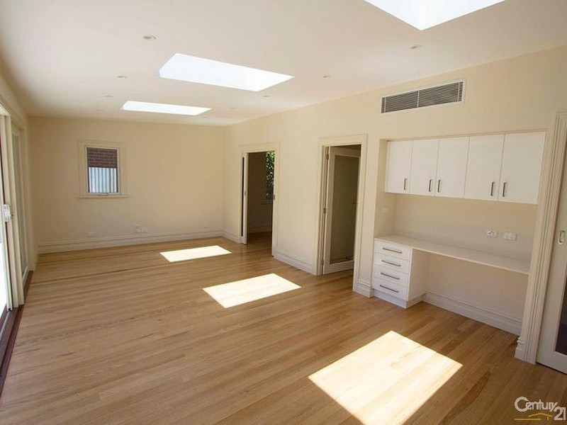 24 SCHILD STREET, Yarraville VIC 3013