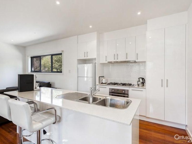 1/30 Clyde Street, Newport VIC 3015