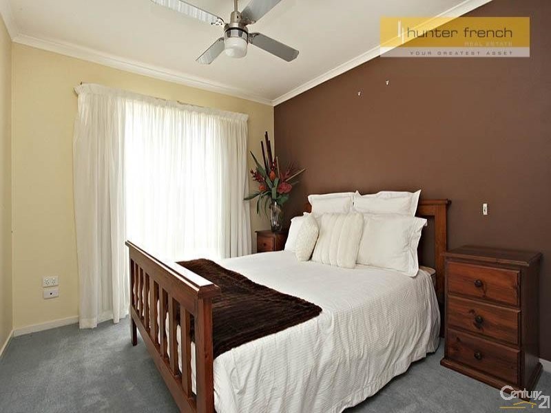 10 CANTAL COURT, Hoppers Crossing VIC 3029