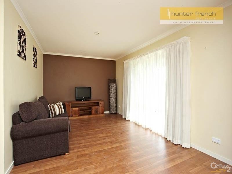 10 CANTAL COURT, Hoppers Crossing VIC 3029