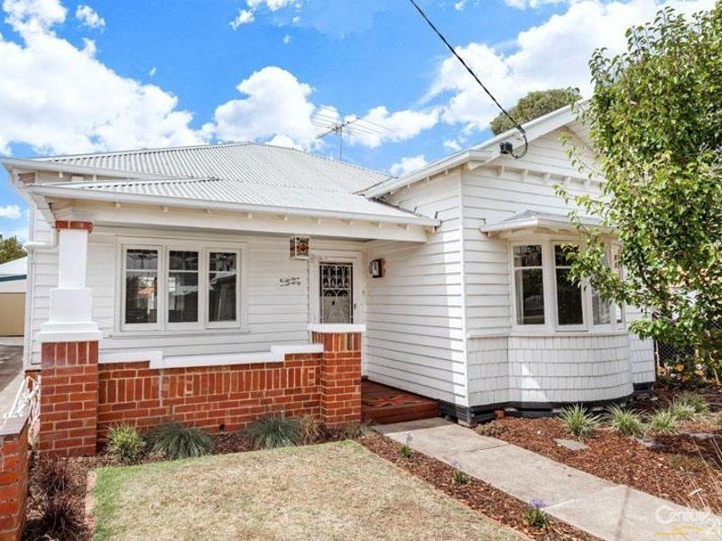 32 Jack Street, Newport VIC 3015