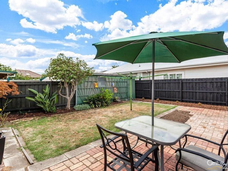 32 Jack Street, Newport VIC 3015