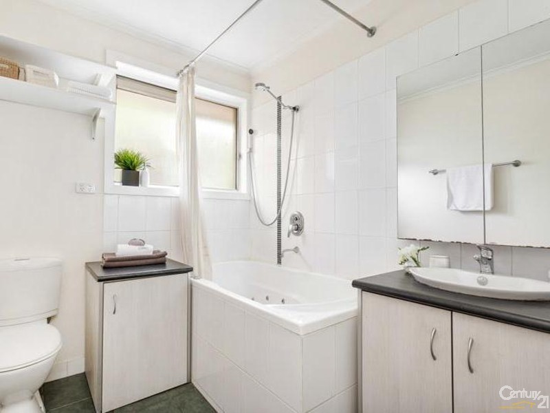 3/7 Kernot Street, Spotswood VIC 3015