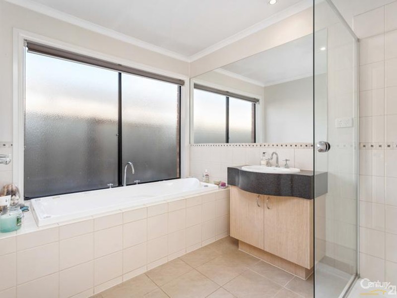 3 MINT PLACE, Point Cook VIC 3030