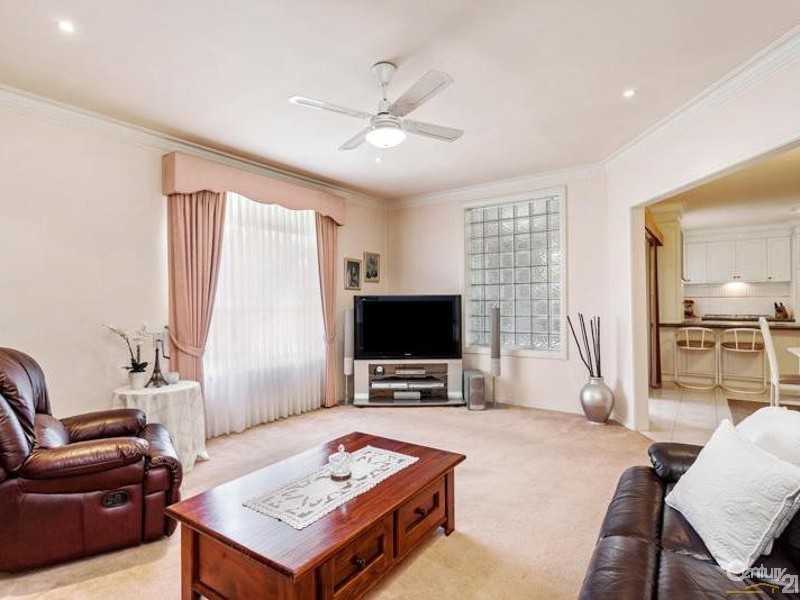 28 Dickenson Street, Altona Meadows VIC 3028