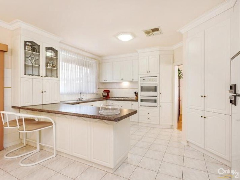 28 Dickenson Street, Altona Meadows VIC 3028
