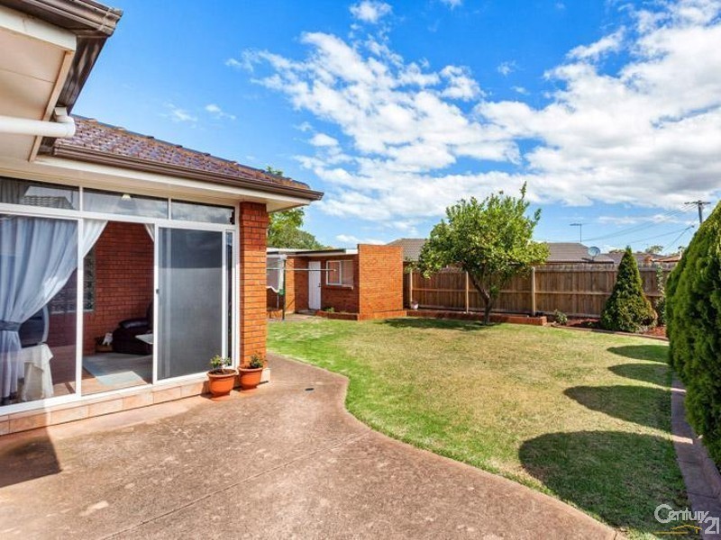 28 Dickenson Street, Altona Meadows VIC 3028