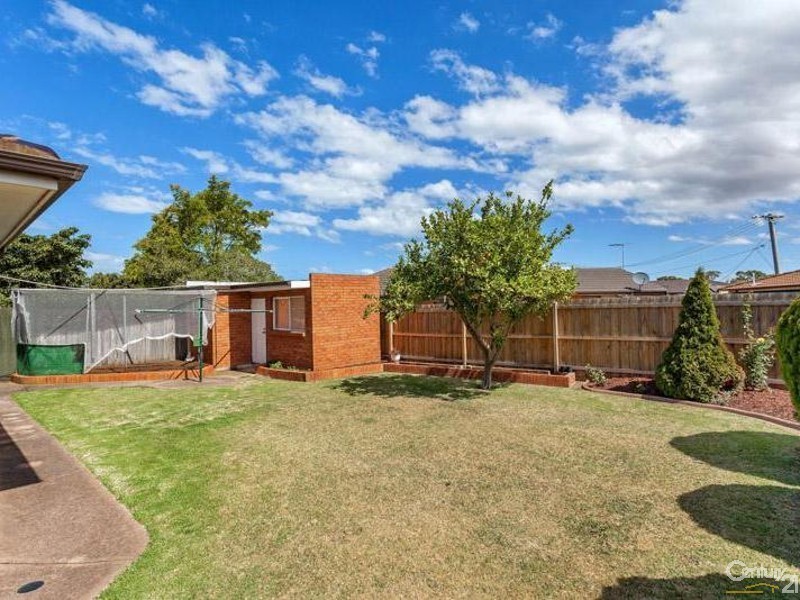28 Dickenson Street, Altona Meadows VIC 3028