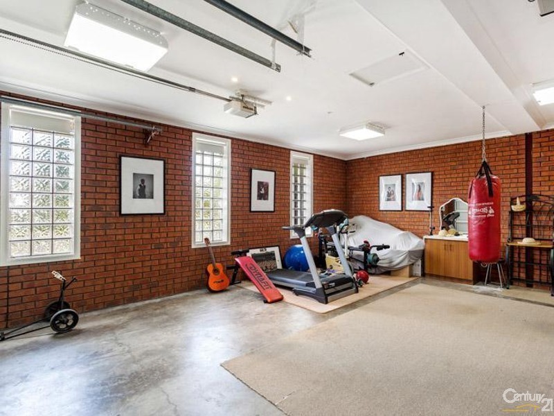 28 Dickenson Street, Altona Meadows VIC 3028