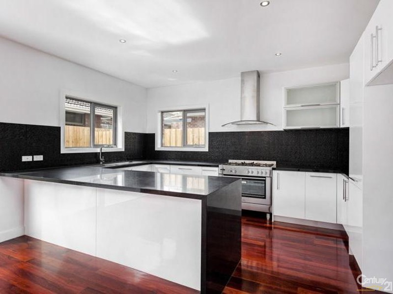 3/15 MADDOX ROAD, Newport VIC 3015