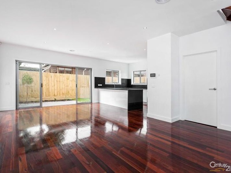 3/15 MADDOX ROAD, Newport VIC 3015