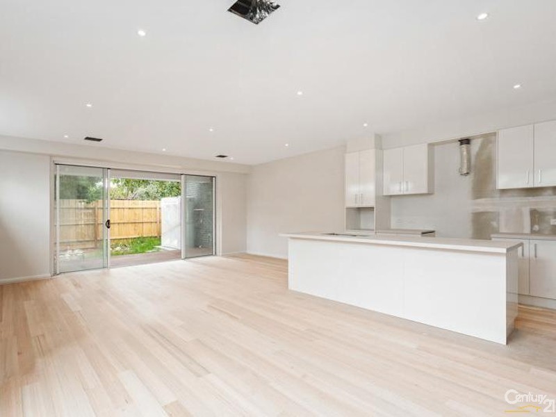 1/113 GRIEVE PARADE, Altona VIC 3018