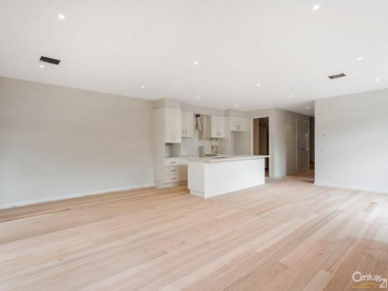 1/113 GRIEVE PARADE, Altona VIC 3018