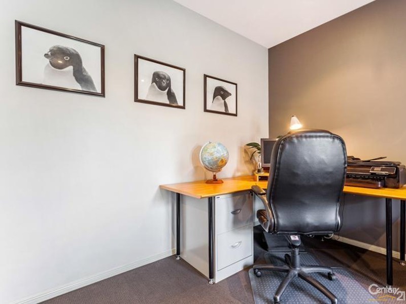 72 Challis Street, Newport VIC 3015