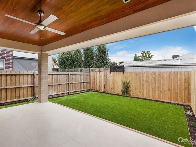 15a ANDREWS STREET, Spotswood VIC 3015