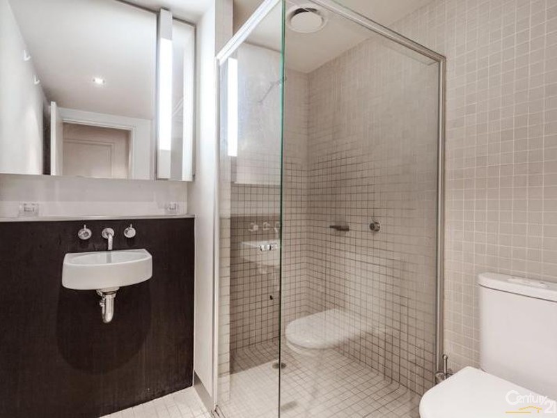 207/2 Rouse Street, Port Melbourne VIC 3207