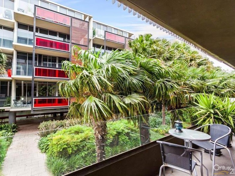 207/2 Rouse Street, Port Melbourne VIC 3207