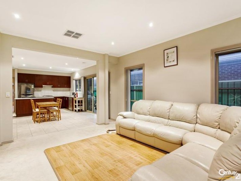 15 Lambeth Court, Point Cook VIC 3030