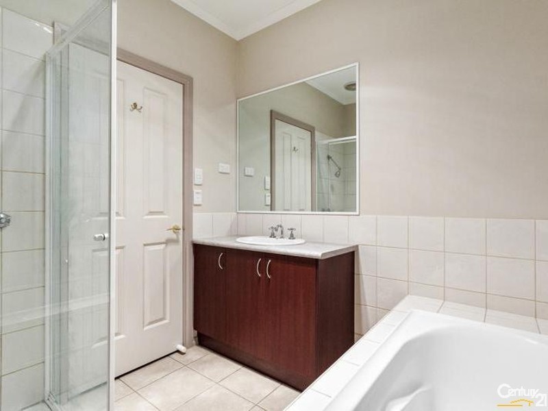 15 Lambeth Court, Point Cook VIC 3030