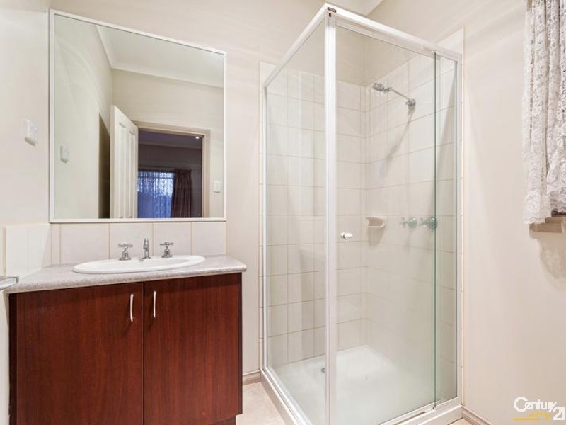 15 Lambeth Court, Point Cook VIC 3030