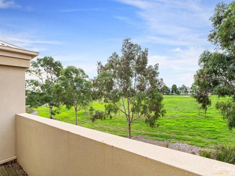 13 SUNNY LANE, Point Cook VIC 3030