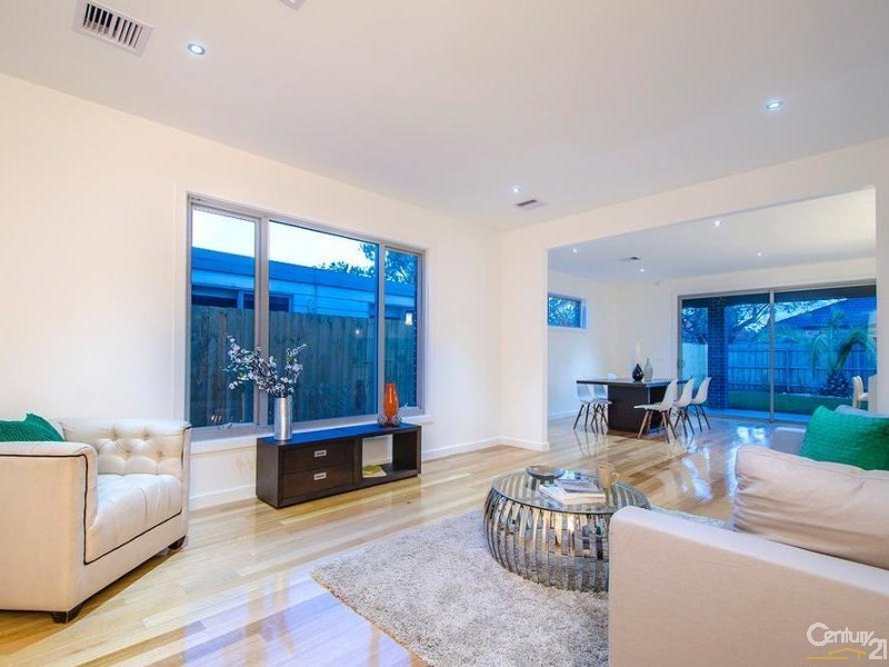 77 Watt Street, South Kingsville VIC 3015