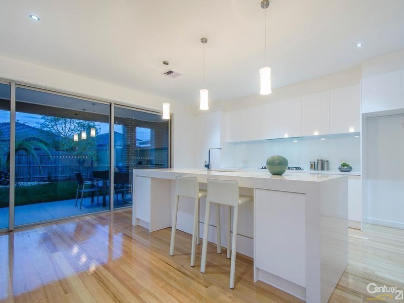 77 Watt Street, South Kingsville VIC 3015