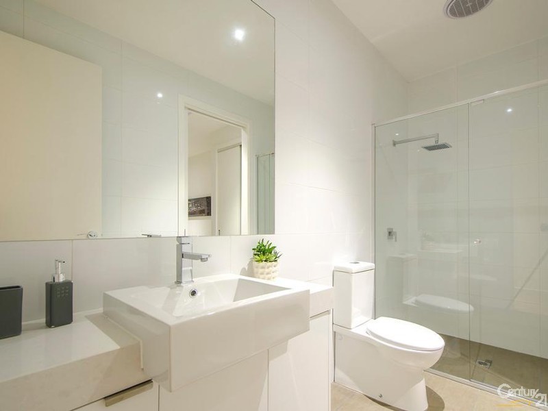 77 Watt Street, South Kingsville VIC 3015