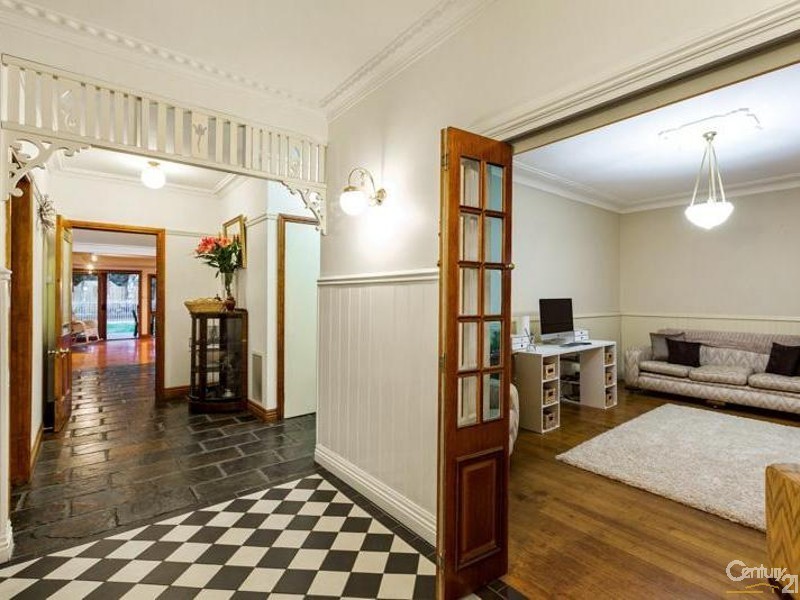 30 Linnet Street, Altona VIC 3018