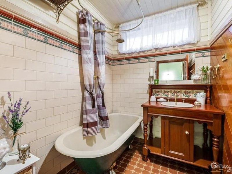 30 Linnet Street, Altona VIC 3018