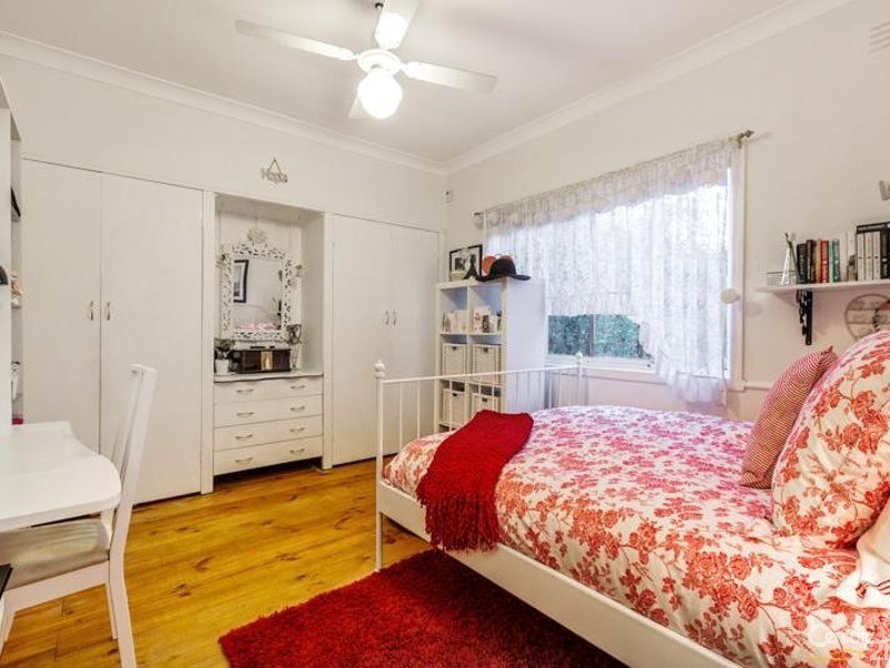 30 Linnet Street, Altona VIC 3018