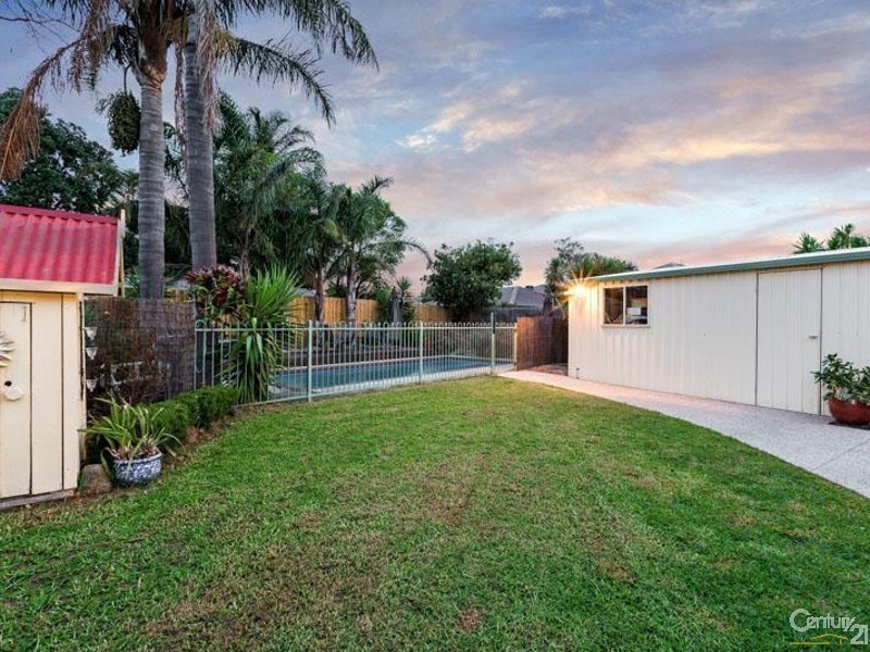 30 Linnet Street, Altona VIC 3018