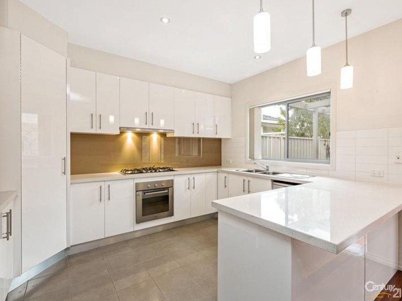 2/31 MADDOX ROAD, Newport VIC 3015