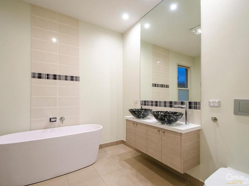 2 Stevedore Street, Williamstown VIC 3016