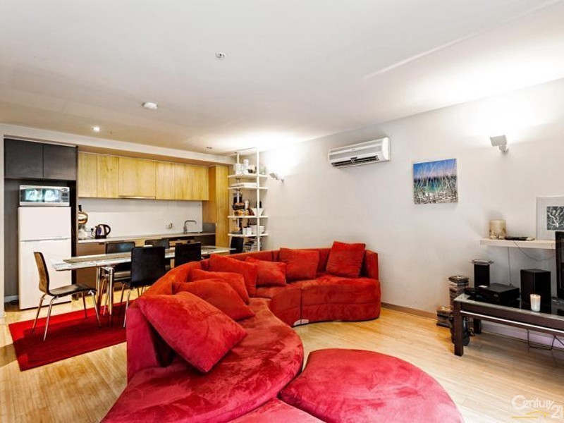 207/2 Rouse St, Port Melbourne VIC 3207