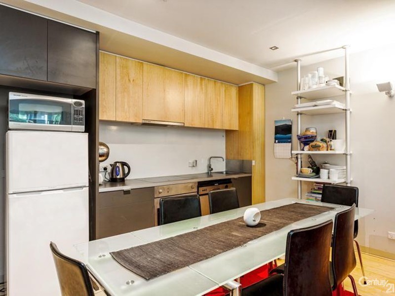 207/2 Rouse St, Port Melbourne VIC 3207