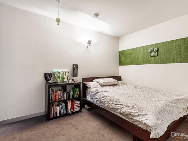 207/2 Rouse St, Port Melbourne VIC 3207