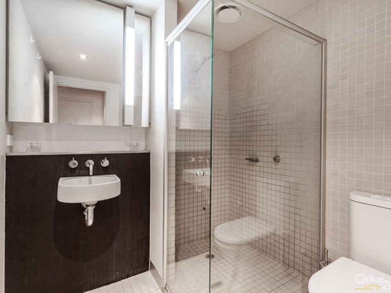 207/2 Rouse St, Port Melbourne VIC 3207