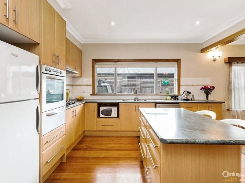 49 Romawi Street, Altona VIC 3018