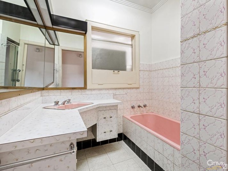 49 Romawi Street, Altona VIC 3018