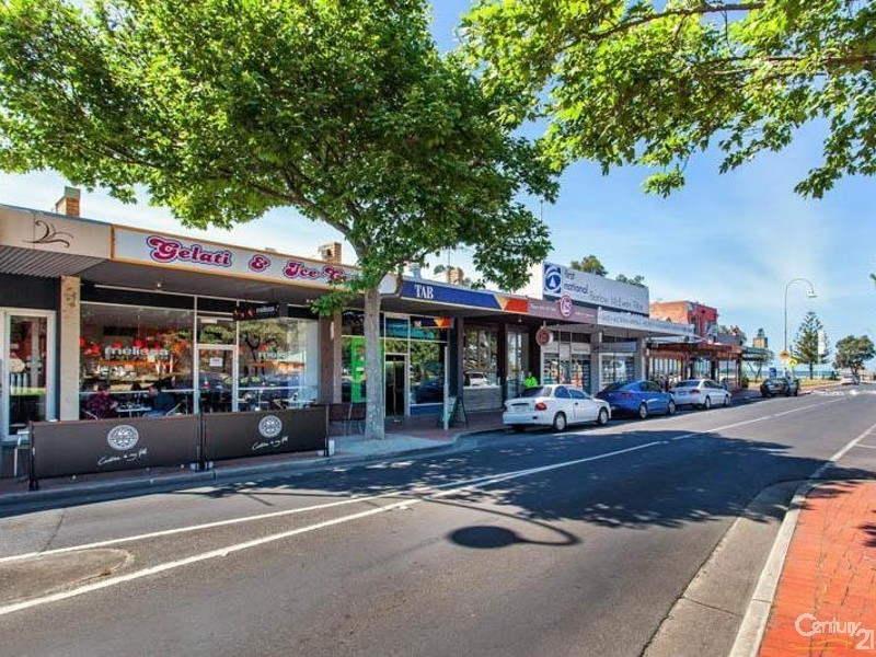 49 Romawi Street, Altona VIC 3018