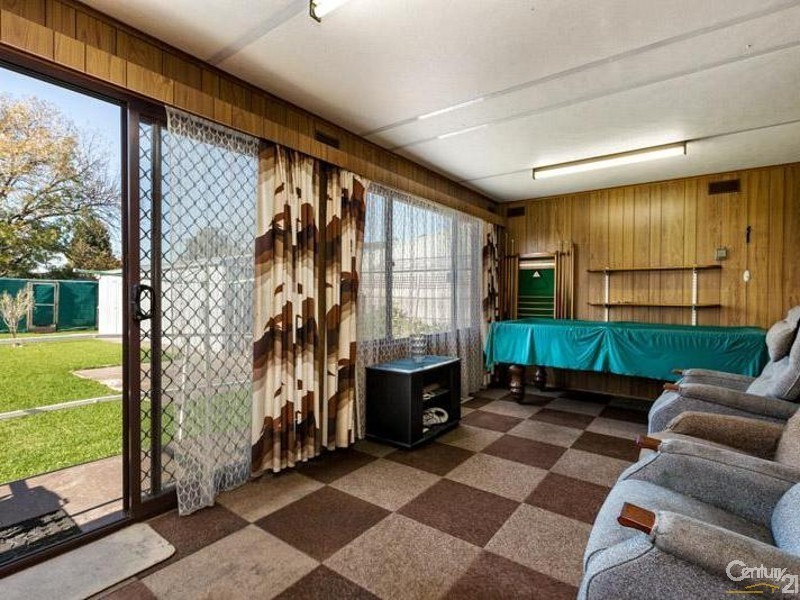 4 Isla Avenue, Glenroy VIC 3046