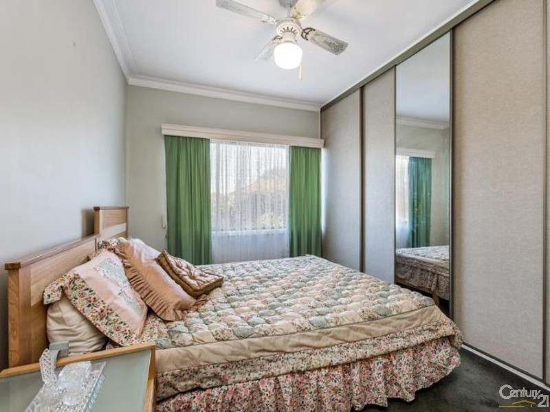 4 Isla Avenue, Glenroy VIC 3046