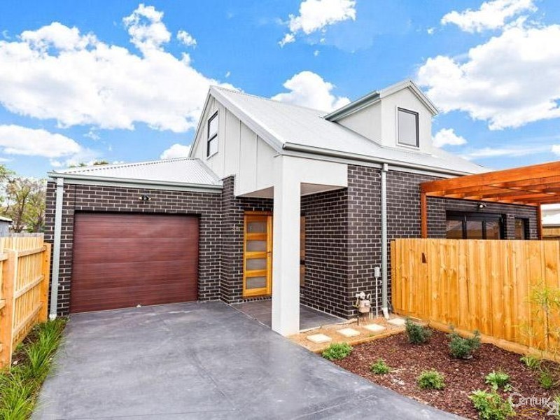 2/38 MADDOX ROAD, Newport VIC 3015