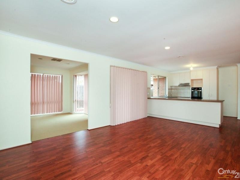 14 JOHN AUGUST WALK, Seabrook VIC 3028