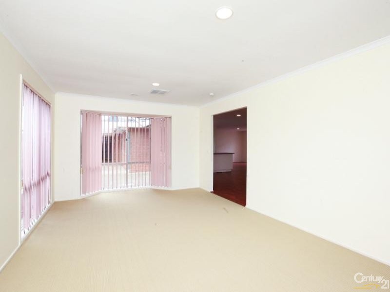 14 JOHN AUGUST WALK, Seabrook VIC 3028