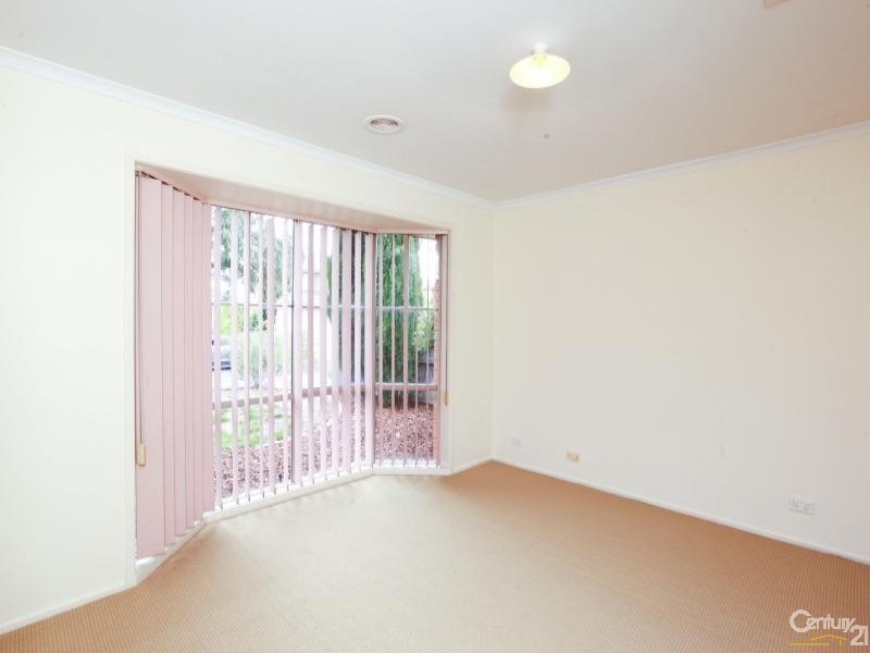 14 JOHN AUGUST WALK, Seabrook VIC 3028