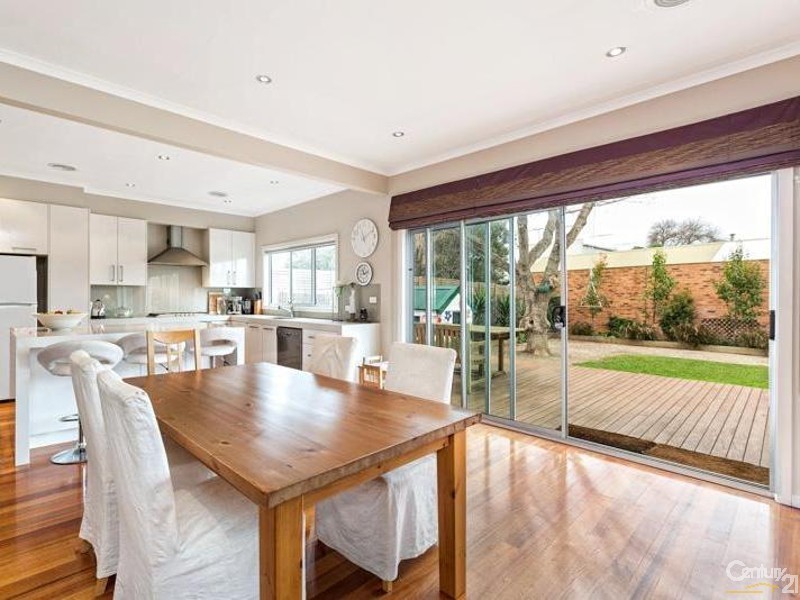 77 PARK CRS, Williamstown VIC 3016